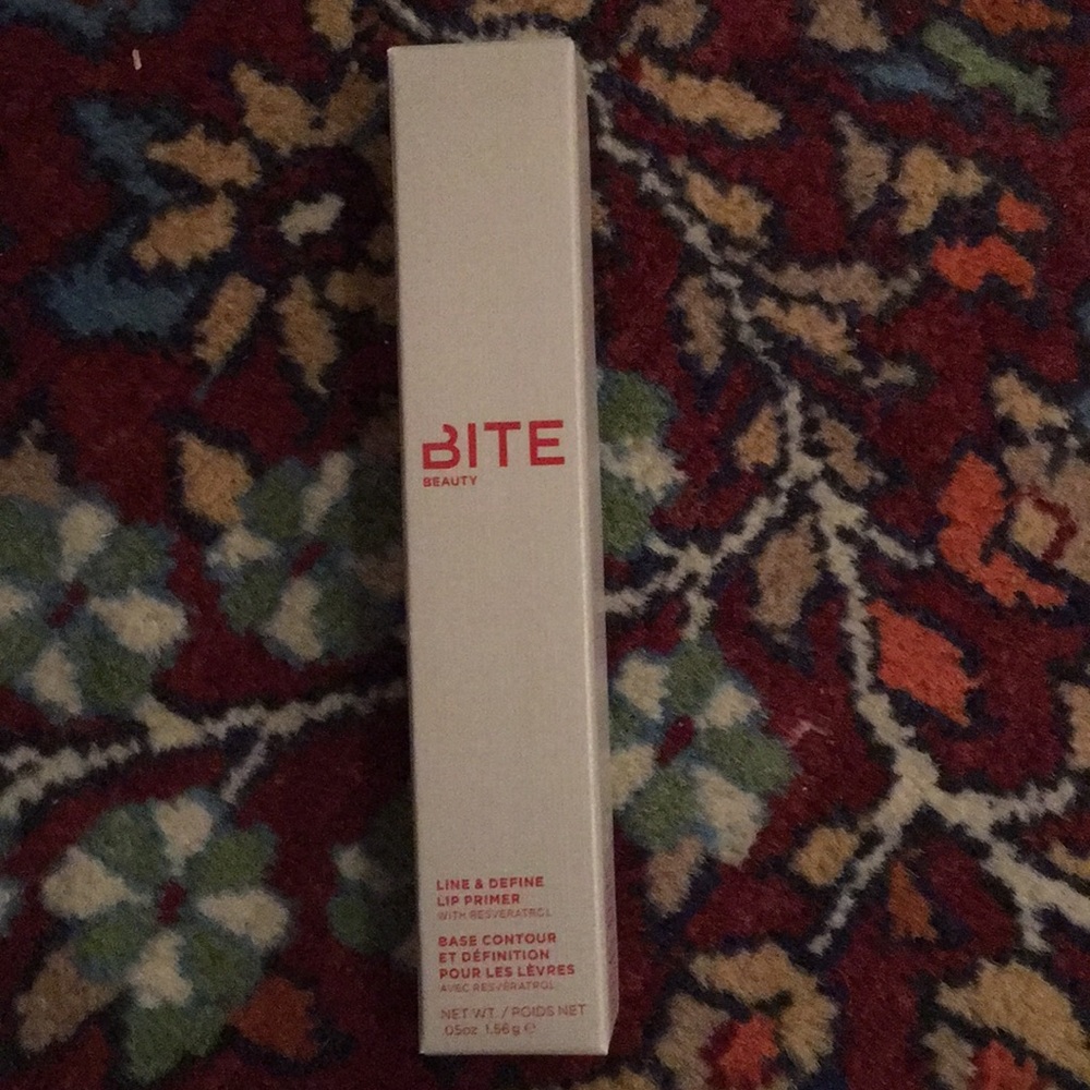 Bite beauty line and define lip primer